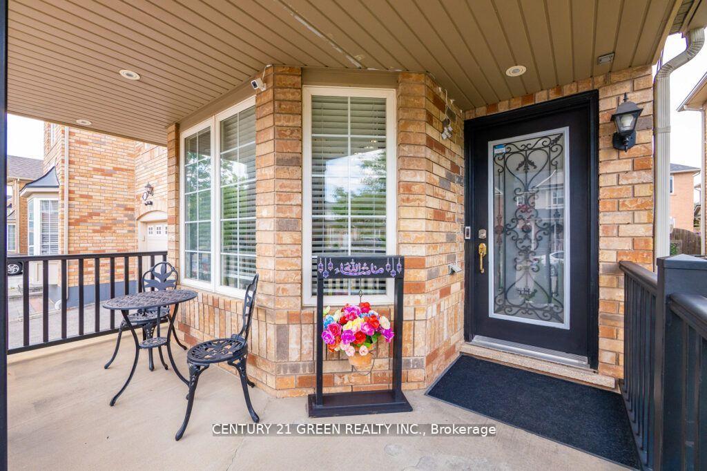 Photo 8 of 1107 Barr Crescent, Milton, Beaty — HOMEH