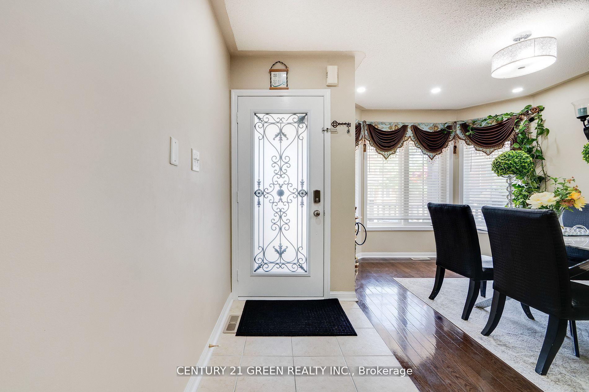 Photo 9 of 1107 Barr Crescent, Milton, Beaty — HOMEH