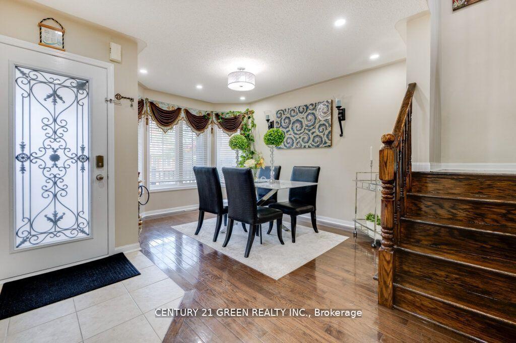 Photo 10 of 1107 Barr Crescent, Milton, Beaty — HOMEH