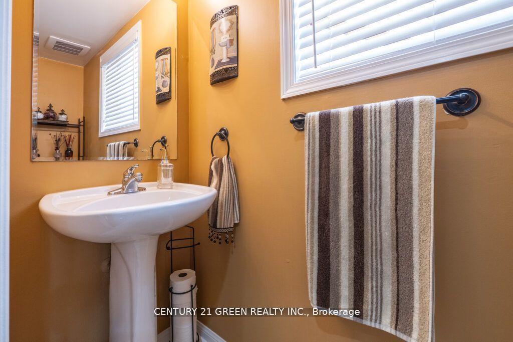 Photo 14 of 1107 Barr Crescent, Milton, Beaty — HOMEH