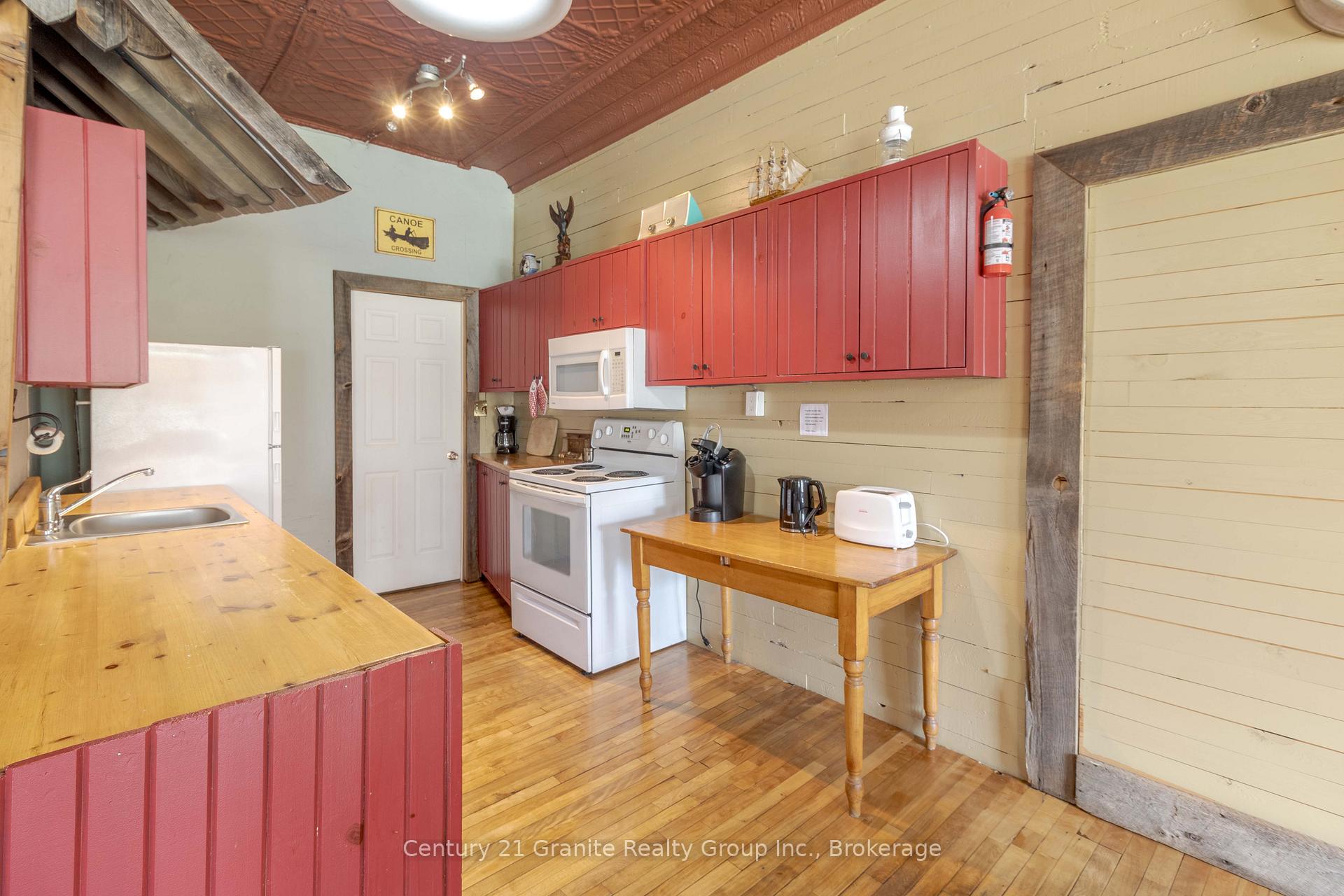 Photo 23 of 9271 Highway 118, Minden Hills, Minden — HOMEH