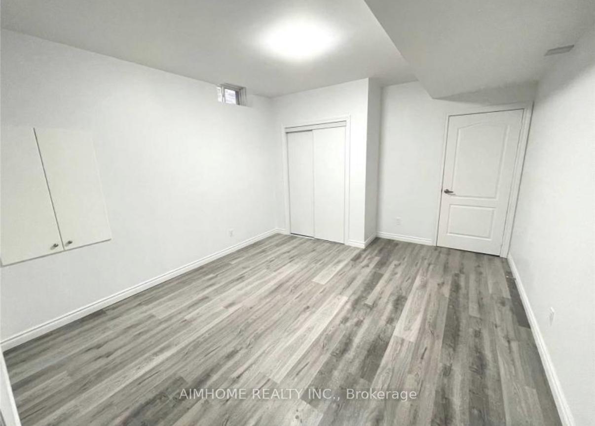 Photo 3 of Unit Bsmt, 139 Maple Ridge Crescent, Markham, Greensborough — HOMEH