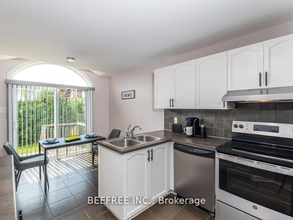 Photo 6 of 127 Forestbrook Street, Ottawa, Kanata - Morgan's Grant/South March — HOMEH