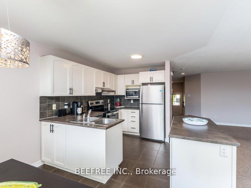 Photo 8 of 127 Forestbrook Street, Ottawa, Kanata - Morgan's Grant/South March — HOMEH