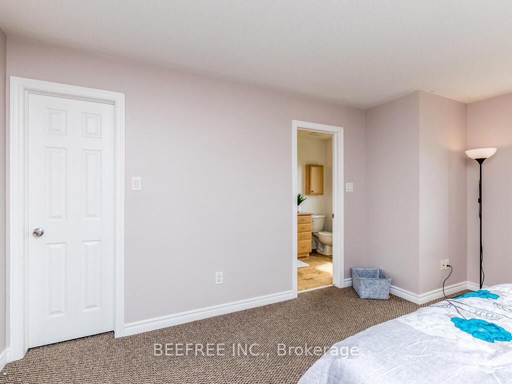Photo 21 of 127 Forestbrook Street, Ottawa, Kanata - Morgan's Grant/South March — HOMEH