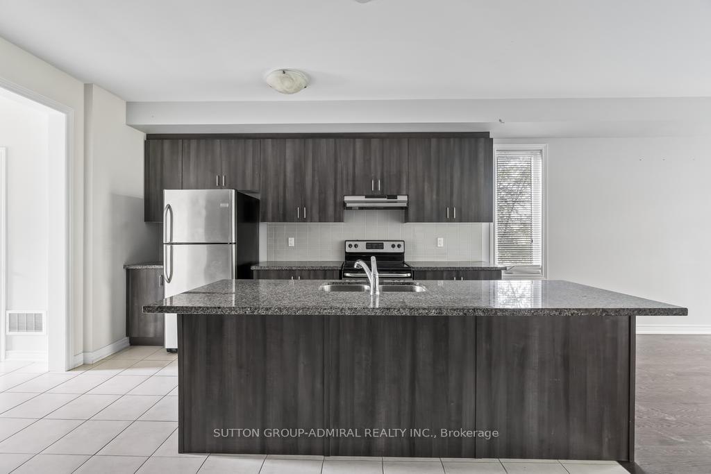 Photo 6 of 2126 Dale Road, Innisfil, Alcona — HOMEH