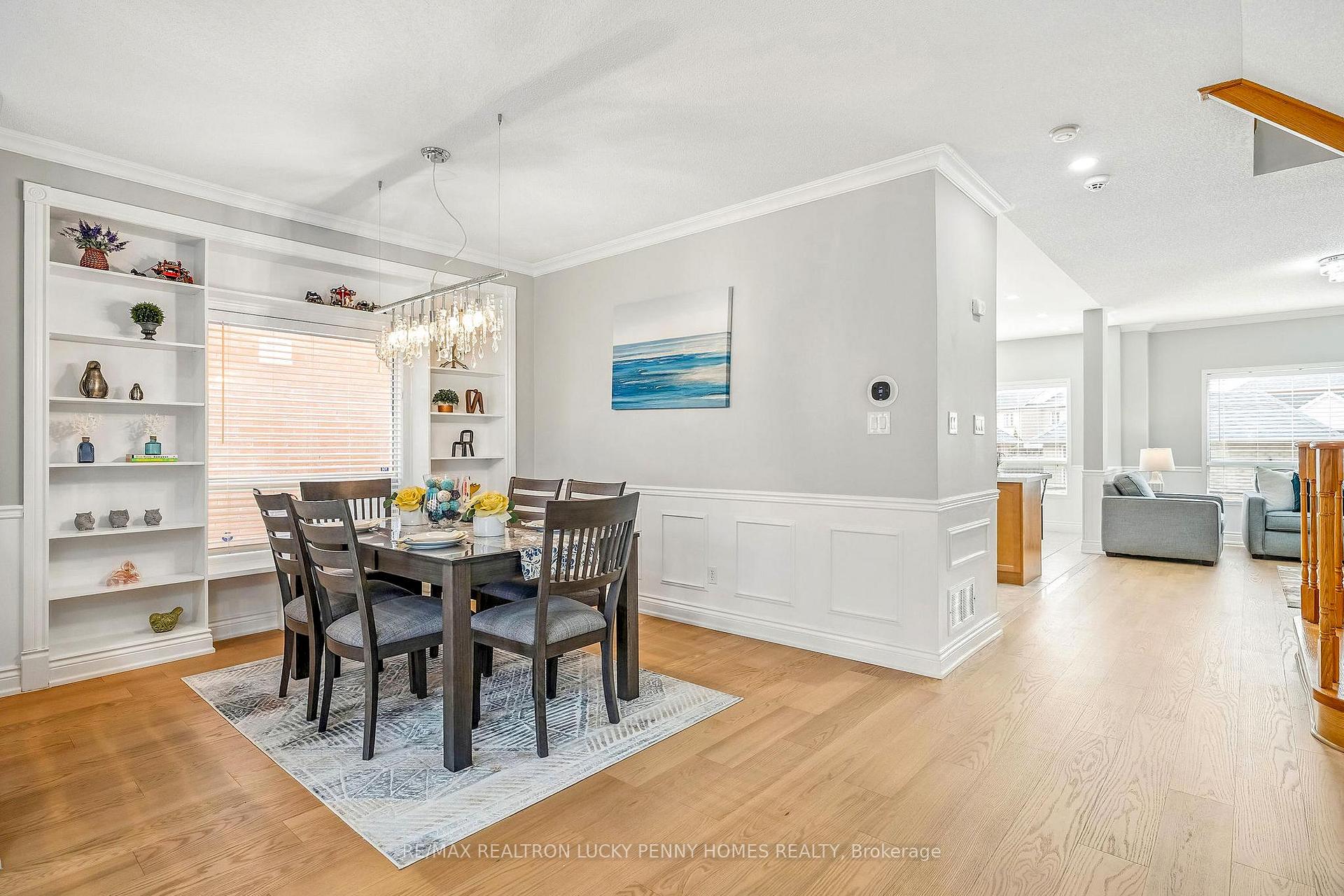 Photo 7 of 70 Lucien Street, Markham, Village Green-South Unionville — HOMEH