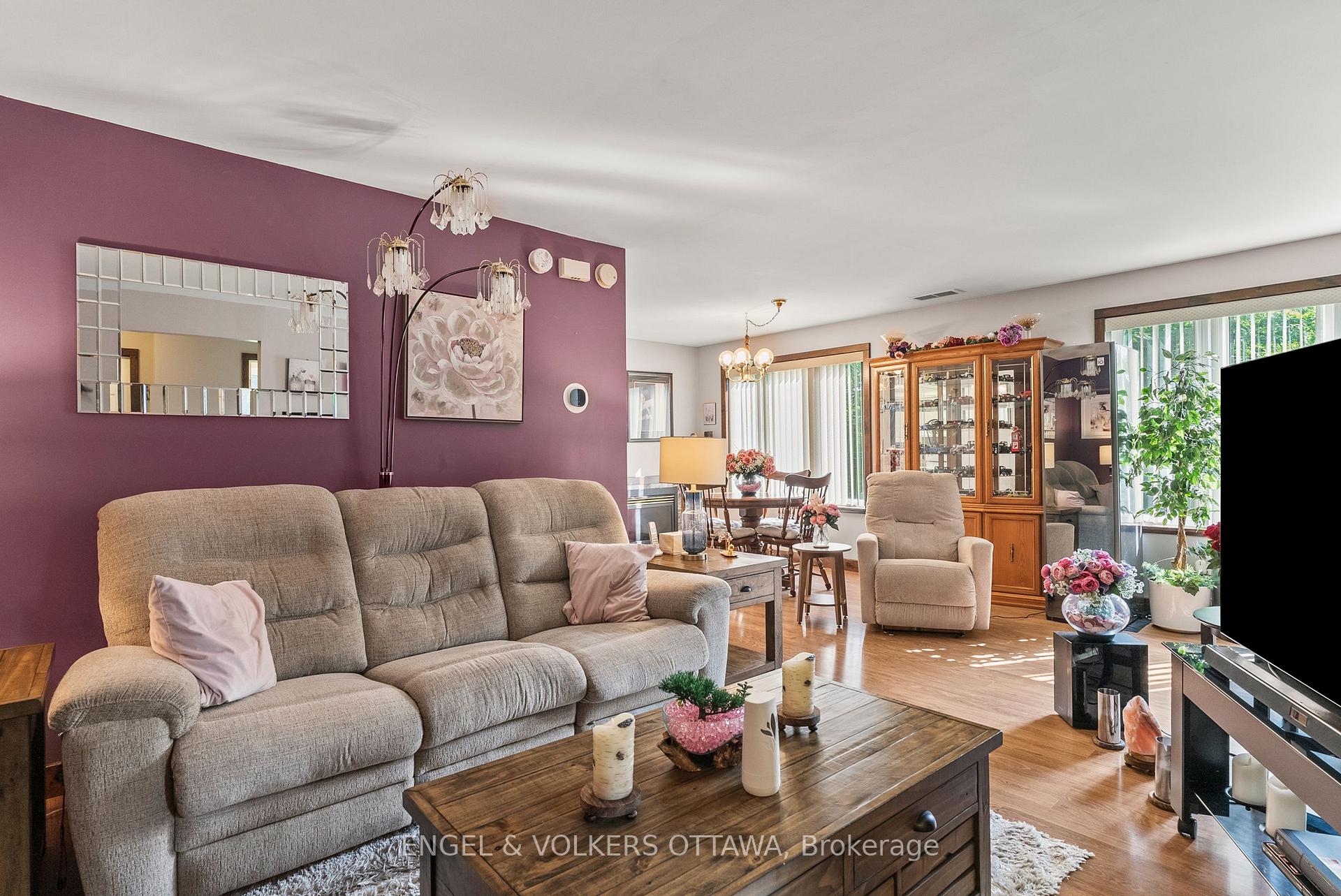 Photo 3 of 6970 Roger Stevens Drive, Montague, Montague Twp — HOMEH
