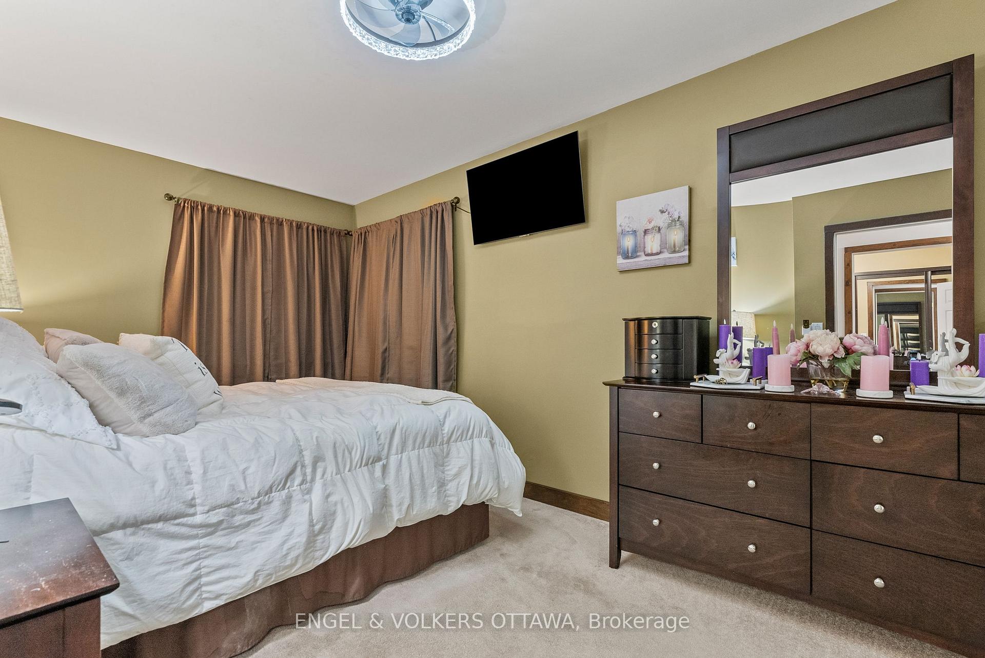 Photo 9 of 6970 Roger Stevens Drive, Montague, Montague Twp — HOMEH