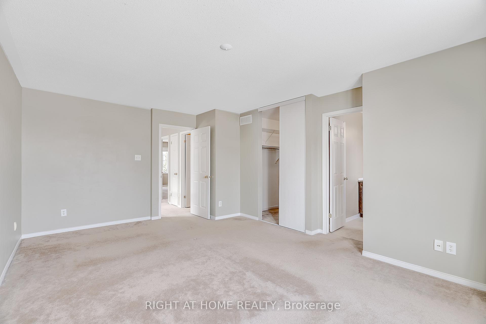 Photo 25 of 17 Ealing Street, Ottawa, Kanata - Morgan's Grant/South March — HOMEH