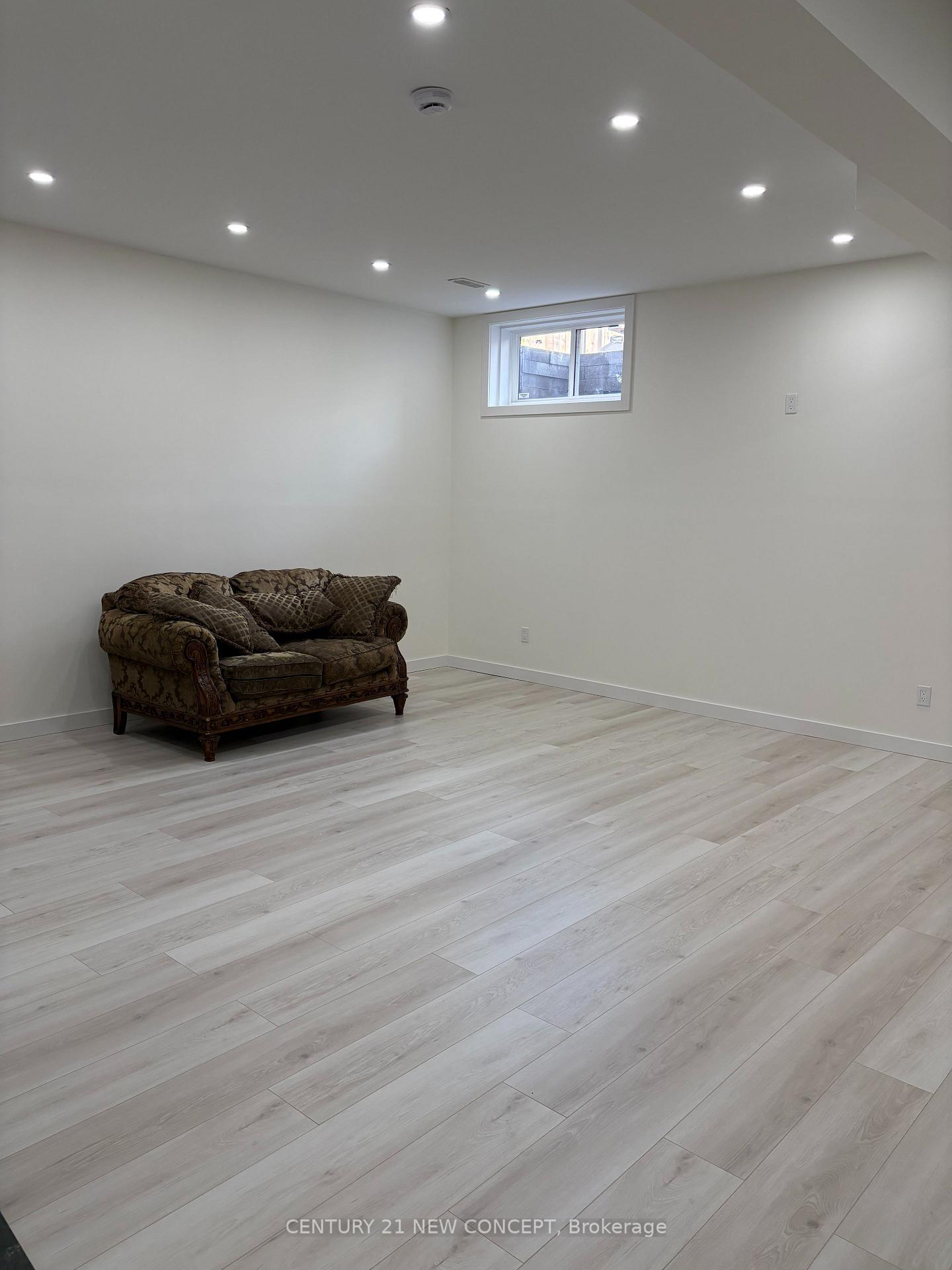 Photo 6 of Unit Basement, 350 Rymal Road W, Hamilton, Sheldon — HOMEH