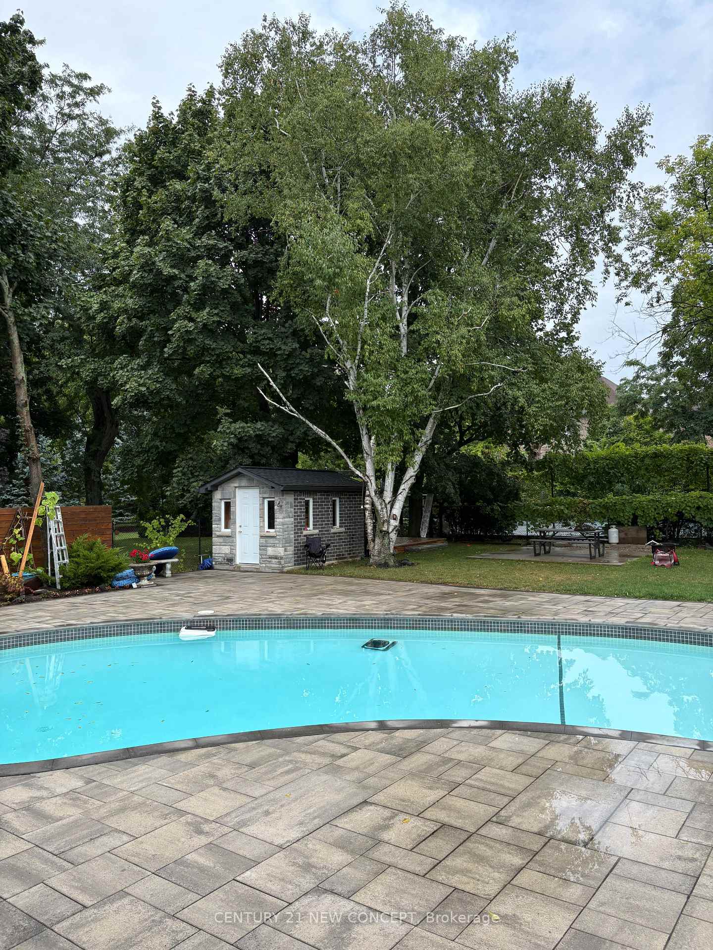 Photo 12 of Unit Basement, 350 Rymal Road W, Hamilton, Sheldon — HOMEH