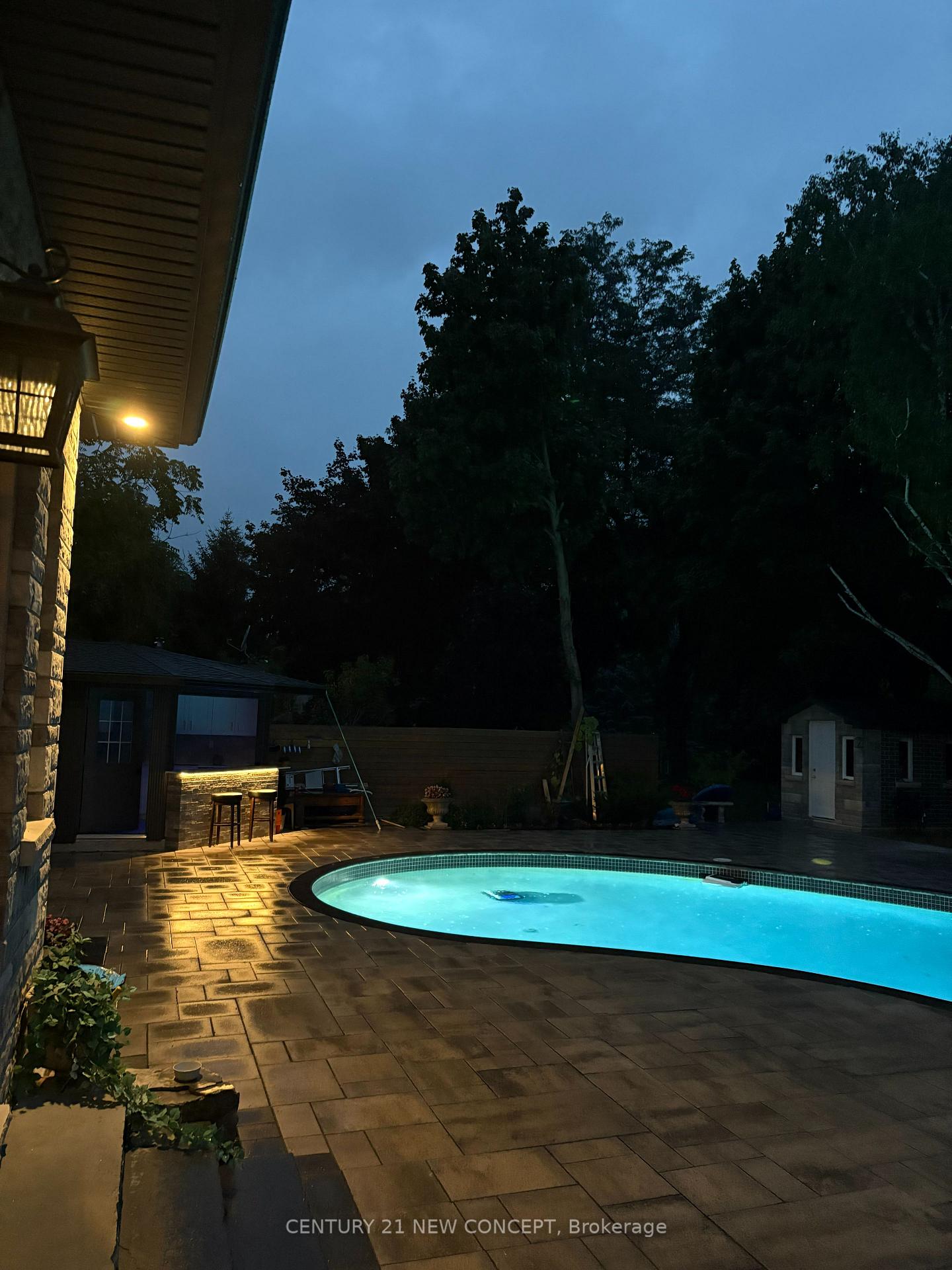 Photo 13 of Unit Basement, 350 Rymal Road W, Hamilton, Sheldon — HOMEH
