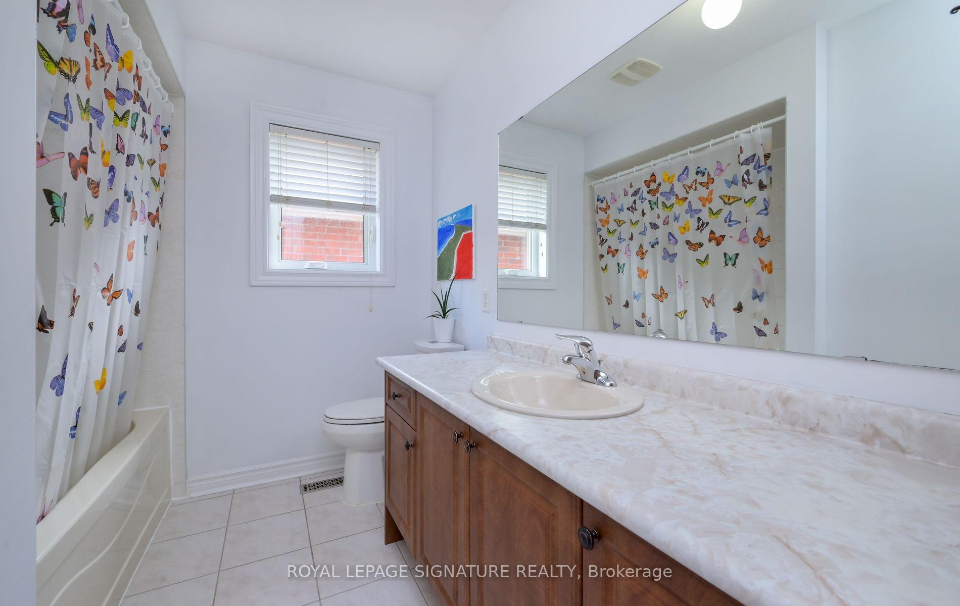 Photo 17 of 1327 Corm Street, Innisfil, Alcona — HOMEH