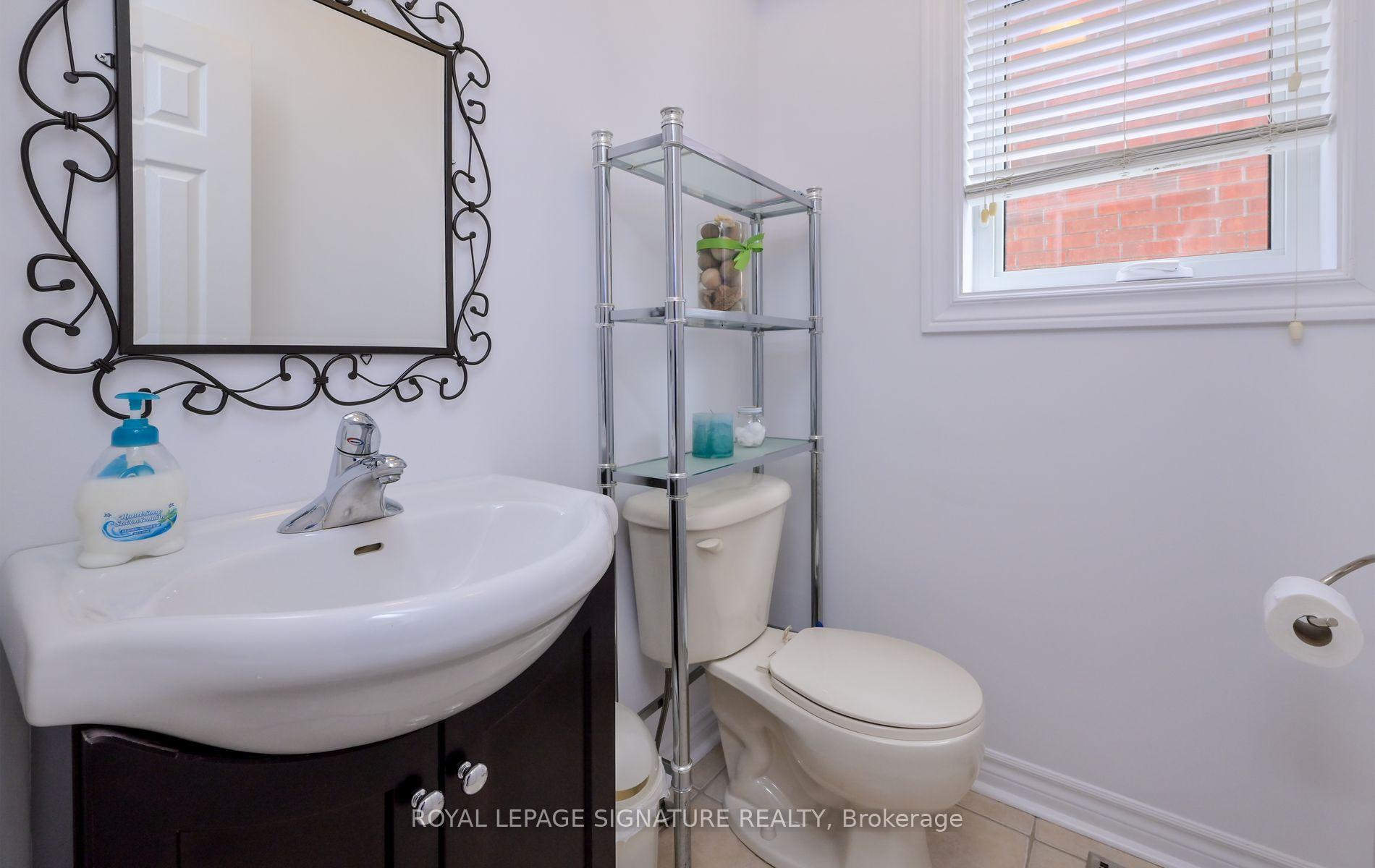 Photo 18 of 1327 Corm Street, Innisfil, Alcona — HOMEH
