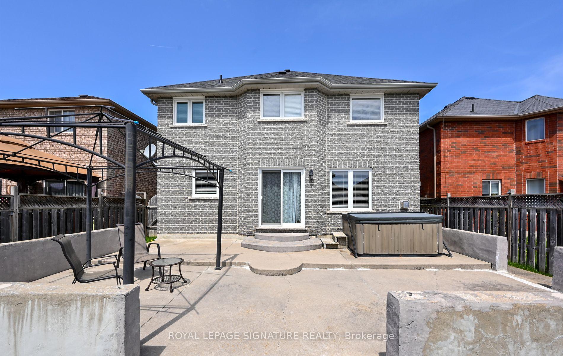 Photo 23 of 1327 Corm Street, Innisfil, Alcona — HOMEH
