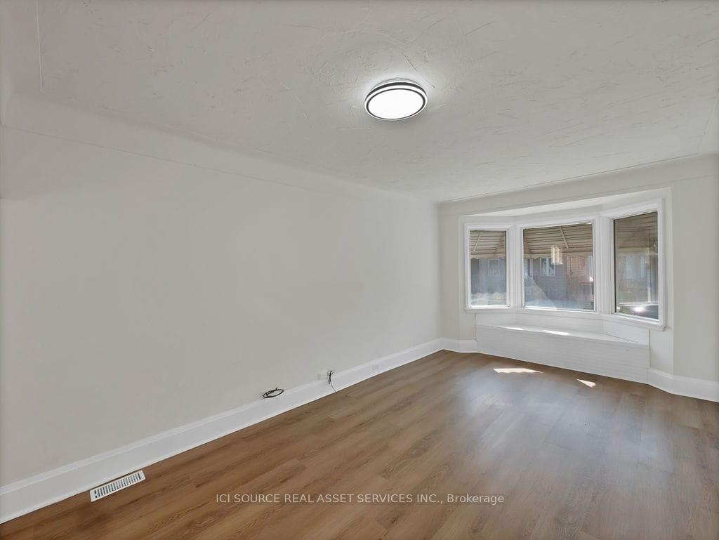 Photo 2 of 20 Edgar Street, Hamilton, Crown Point — HOMEH