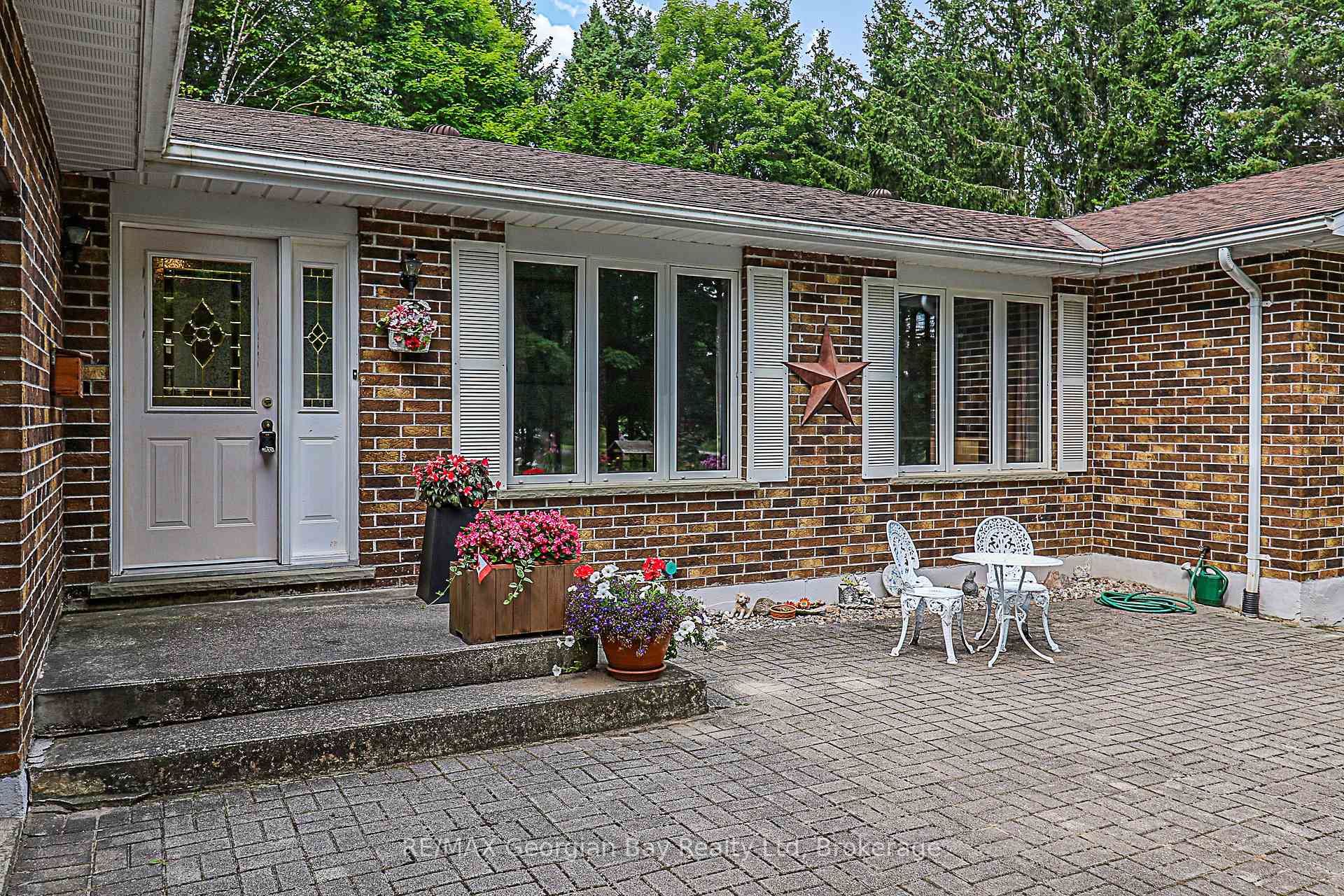 Photo 4 of 436 Puddicombe Road, Midland — HOMEH