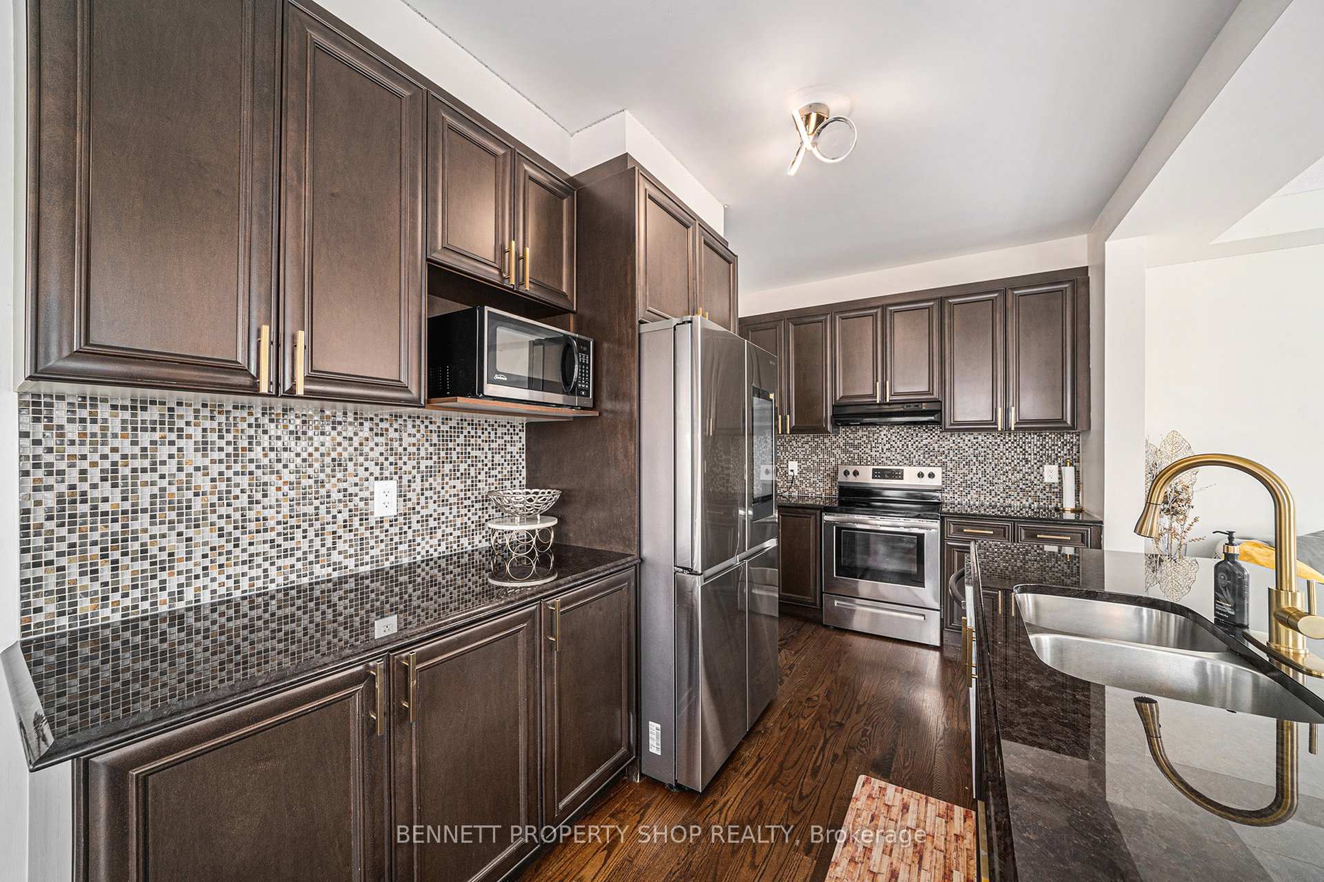 Photo 7 of 52 Oxalis Crescent, Ottawa, Kanata - Emerald Meadows/Trailwest — HOMEH