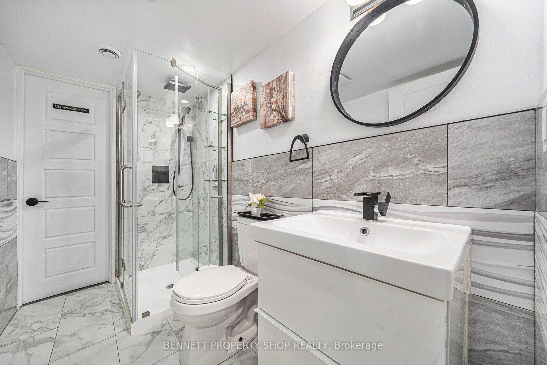 Photo 15 of 52 Oxalis Crescent, Ottawa, Kanata - Emerald Meadows/Trailwest — HOMEH