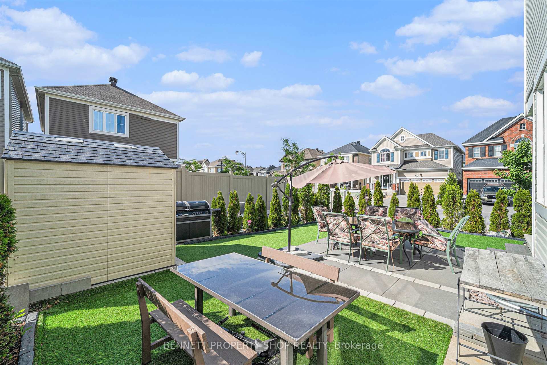 Photo 25 of 52 Oxalis Crescent, Ottawa, Kanata - Emerald Meadows/Trailwest — HOMEH