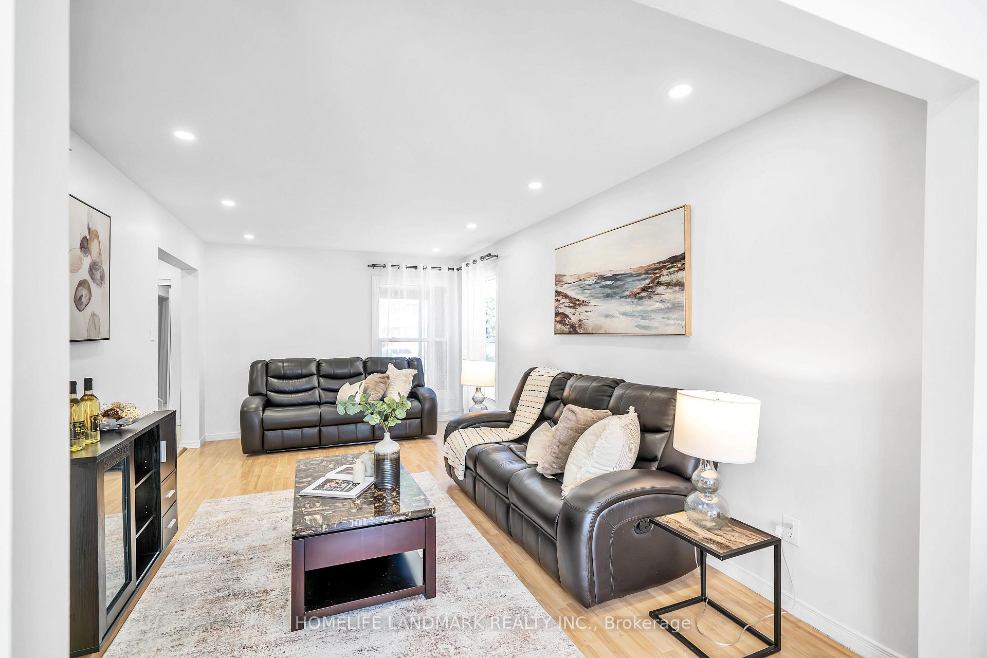 Photo 8 of 89 Upton Crescent, Markham, Milliken Mills West — HOMEH