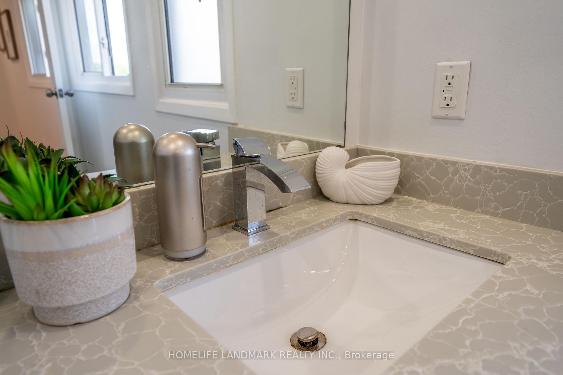 Photo 39 of 89 Upton Crescent, Markham, Milliken Mills West — HOMEH