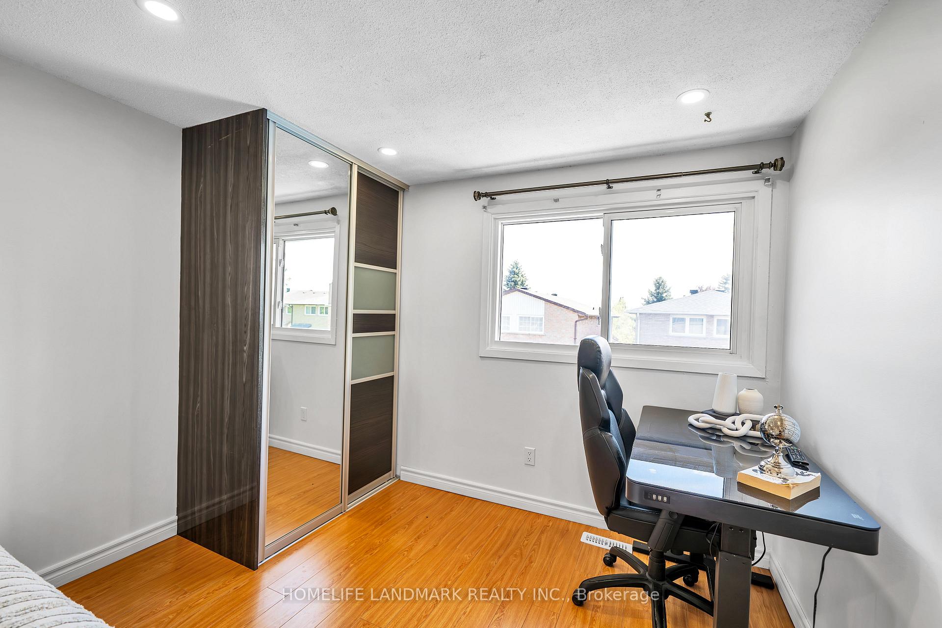 Photo 42 of 89 Upton Crescent, Markham, Milliken Mills West — HOMEH