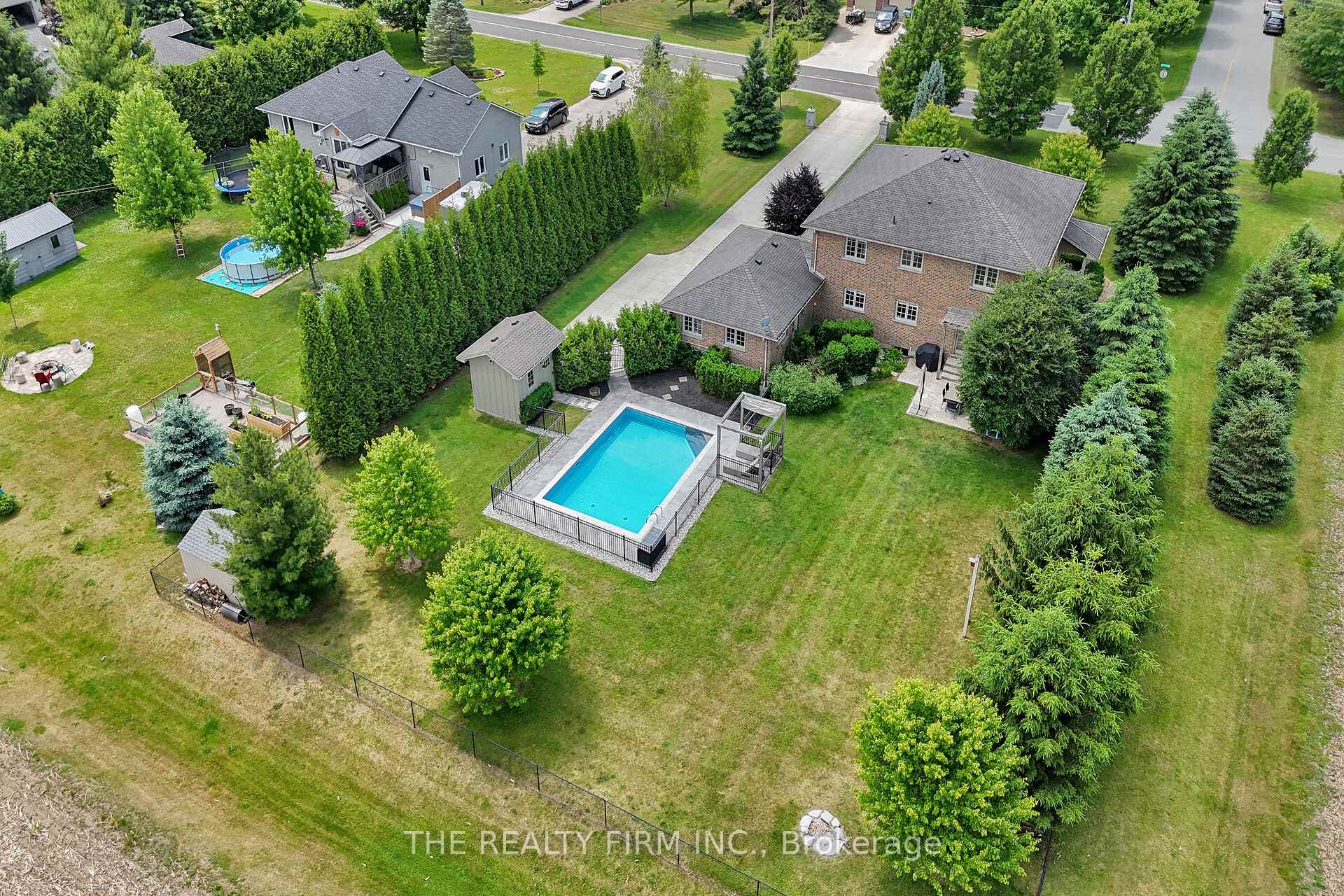 Photo 5 of 24482 Poplar Hill Road, Middlesex Centre, Poplar Hill — HOMEH