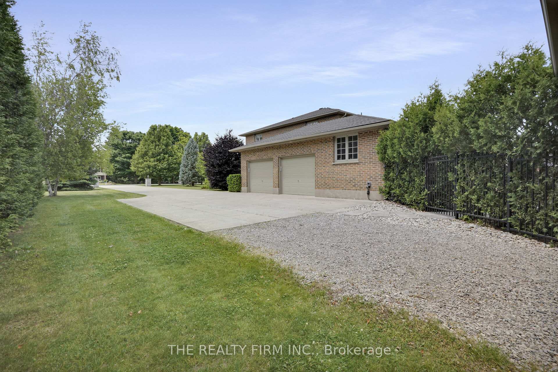 Photo 16 of 24482 Poplar Hill Road, Middlesex Centre, Poplar Hill — HOMEH