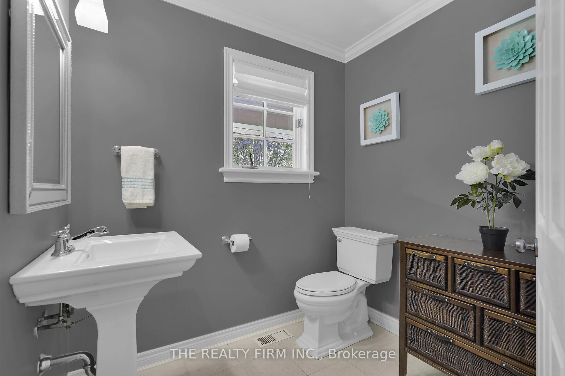 Photo 27 of 24482 Poplar Hill Road, Middlesex Centre, Poplar Hill — HOMEH