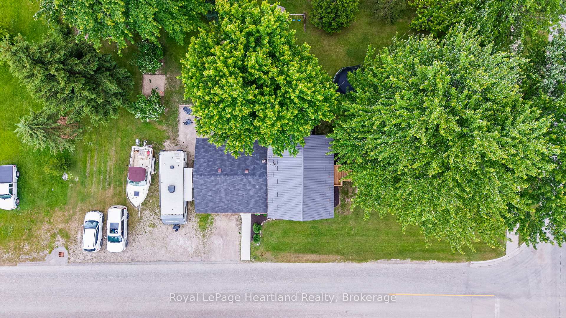 Photo 4 of 33 Allan Street, Minto — HOMEH