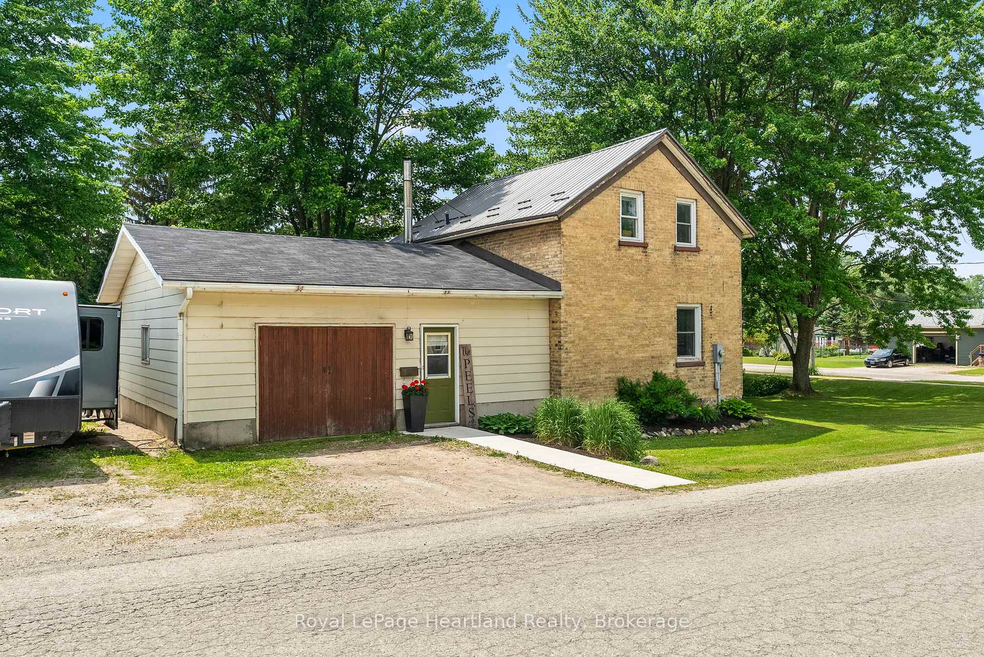 Photo 8 of 33 Allan Street, Minto — HOMEH