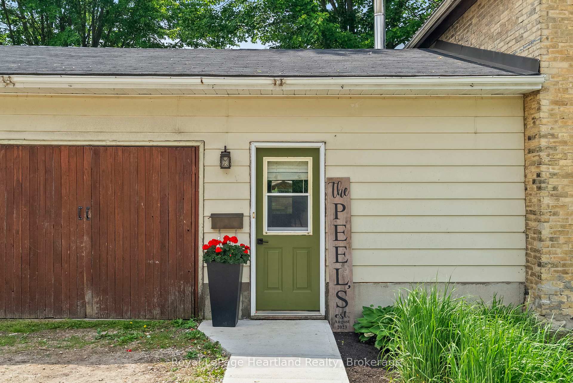 Photo 9 of 33 Allan Street, Minto — HOMEH
