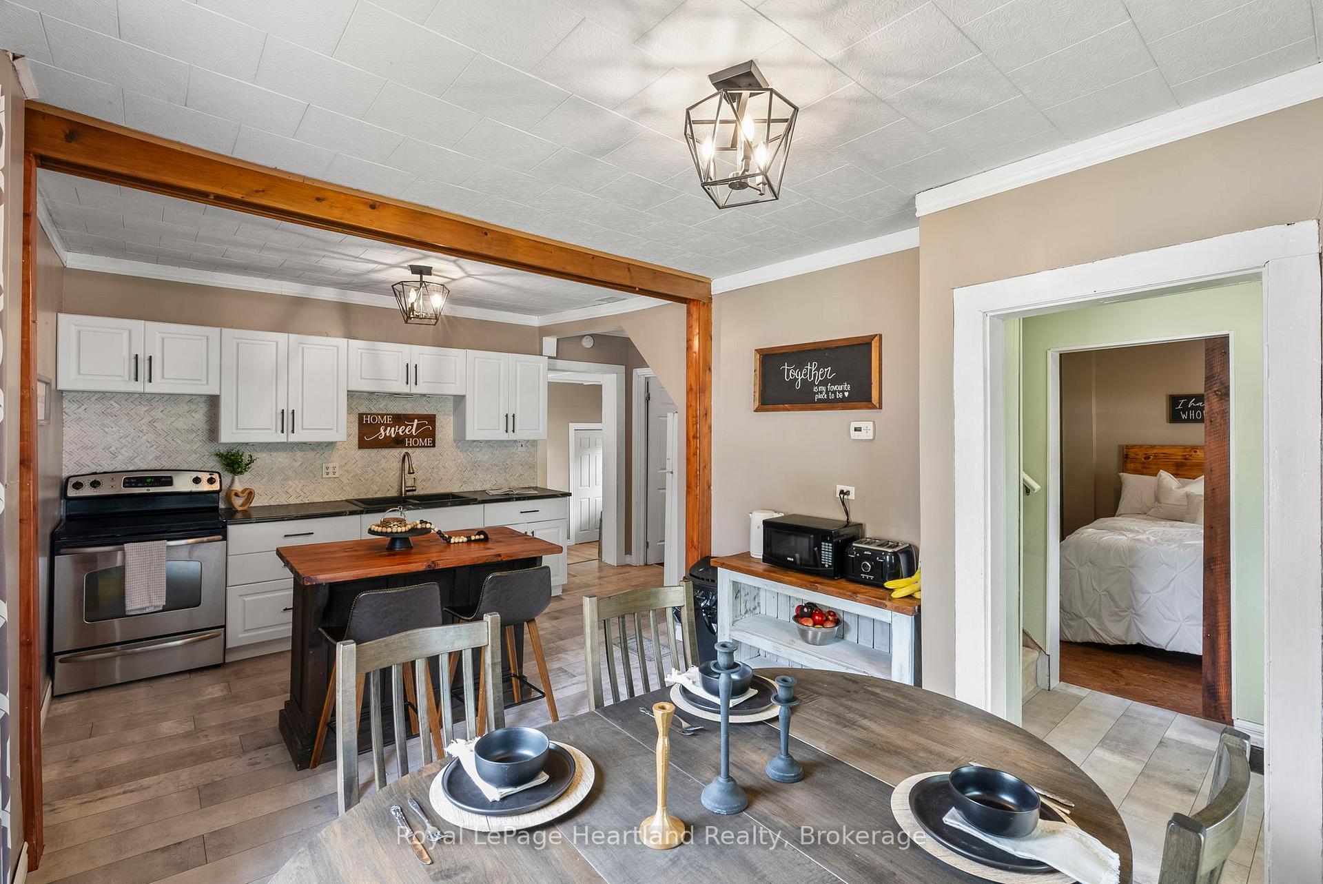 Photo 15 of 33 Allan Street, Minto — HOMEH