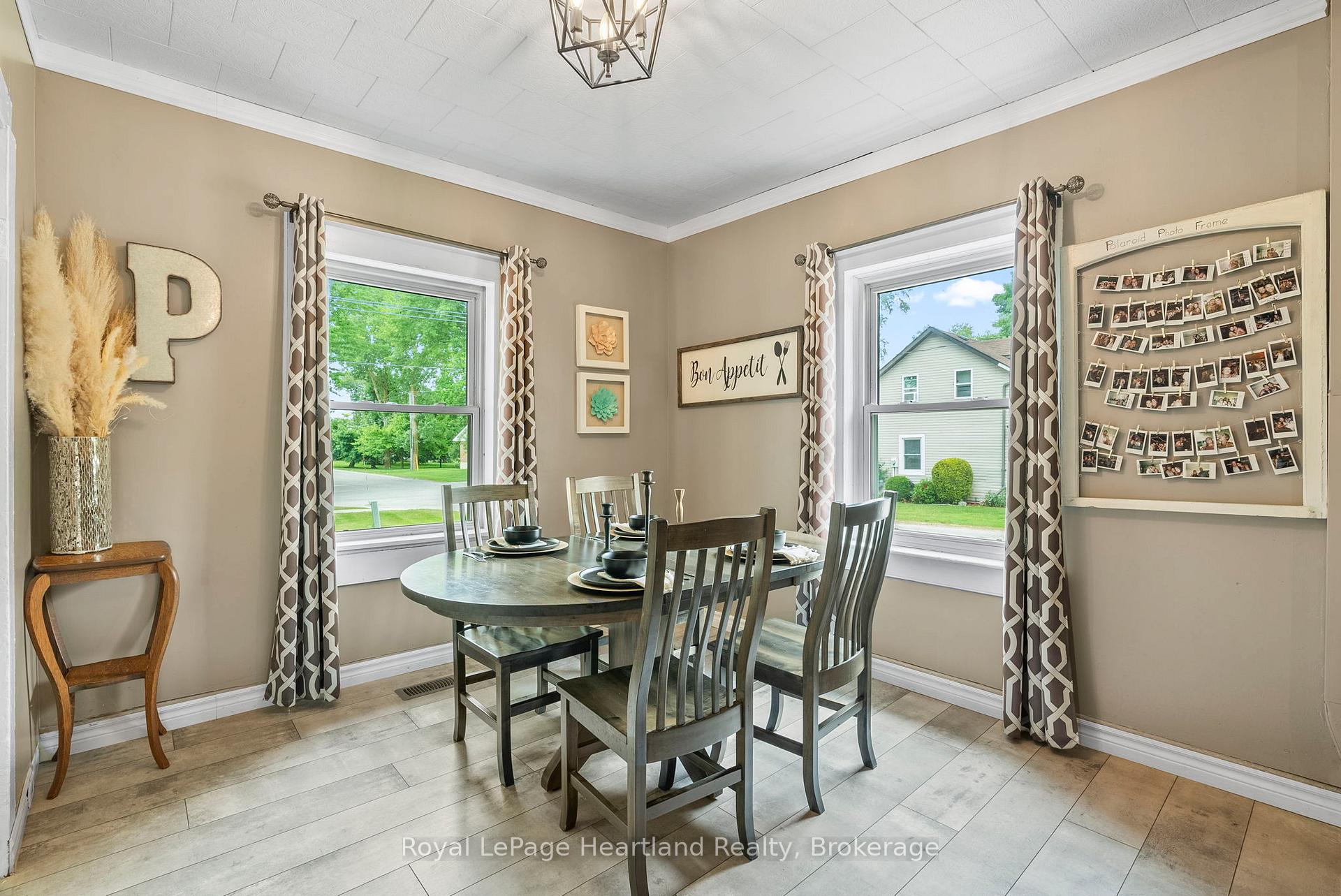 Photo 16 of 33 Allan Street, Minto — HOMEH