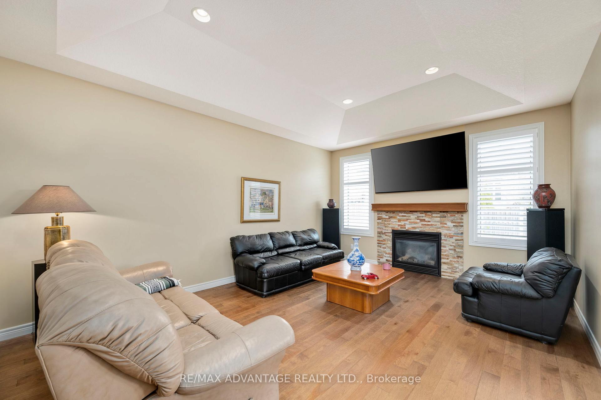 Photo 9 of 64 Blue Heron Drive, Middlesex Centre, Ilderton — HOMEH