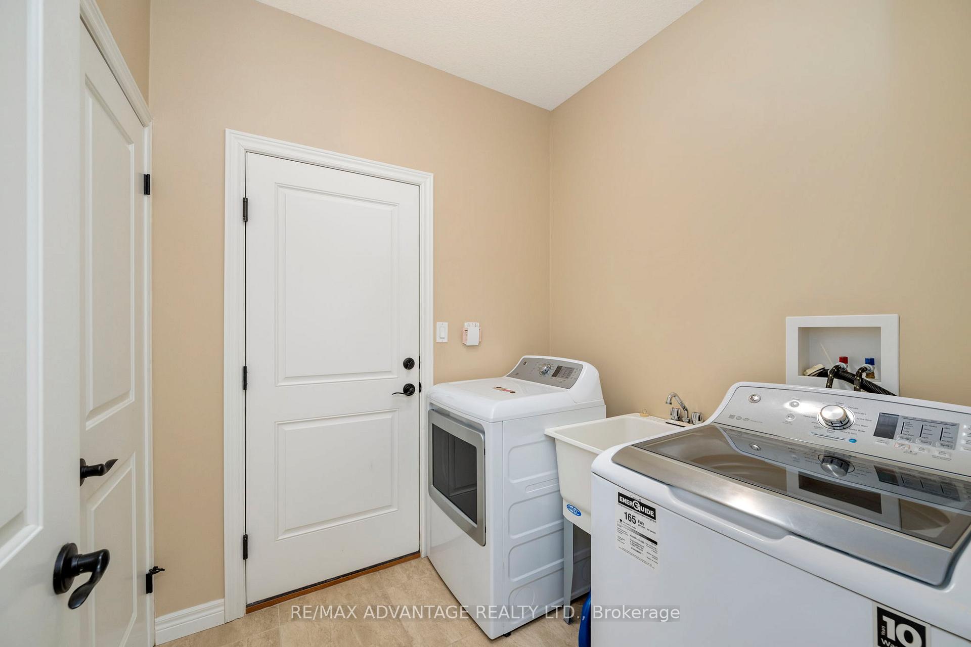 Photo 18 of 64 Blue Heron Drive, Middlesex Centre, Ilderton — HOMEH