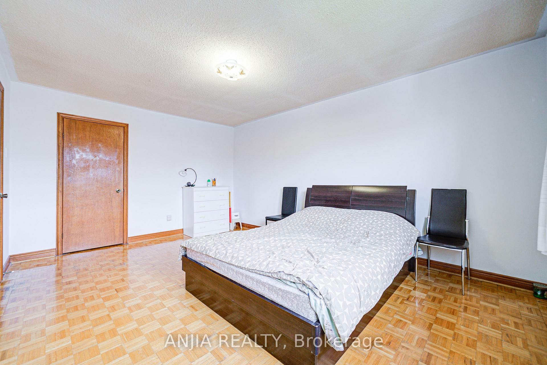 Photo 23 of 32 Brackin Road, Markham, Milliken Mills East — HOMEH