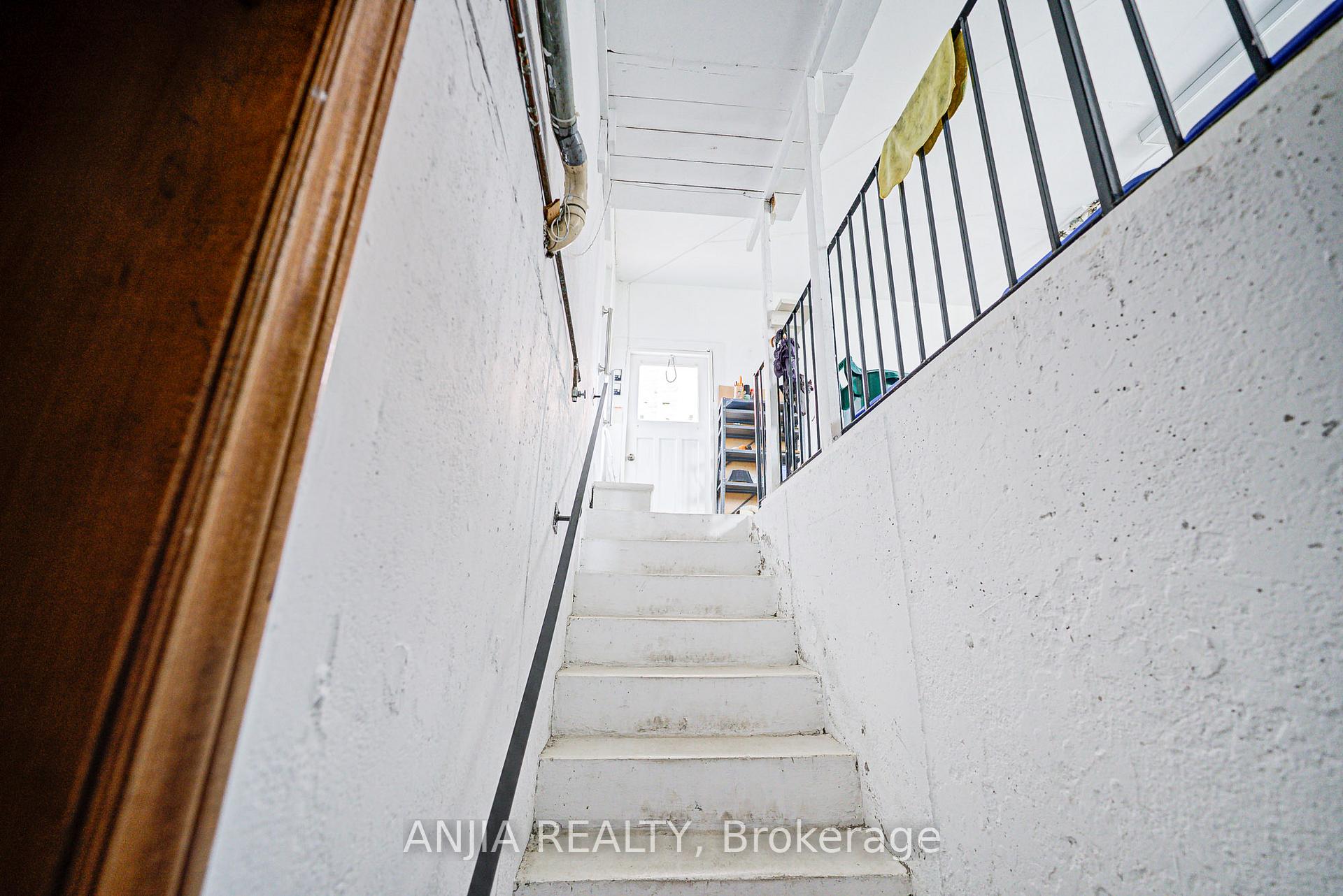 Photo 42 of 32 Brackin Road, Markham, Milliken Mills East — HOMEH