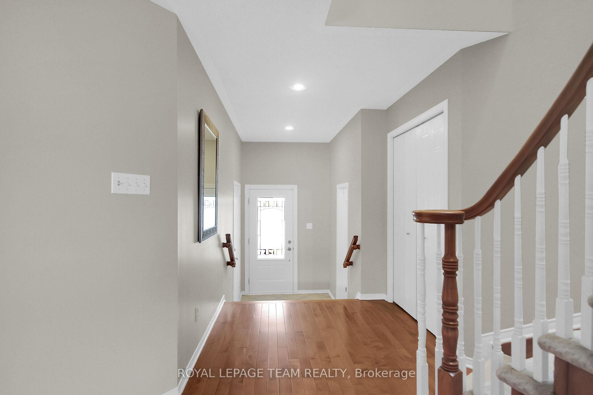 Photo 23 of 484 Meadowbreeze Drive, Ottawa, Kanata - Emerald Meadows/Trailwest — HOMEH