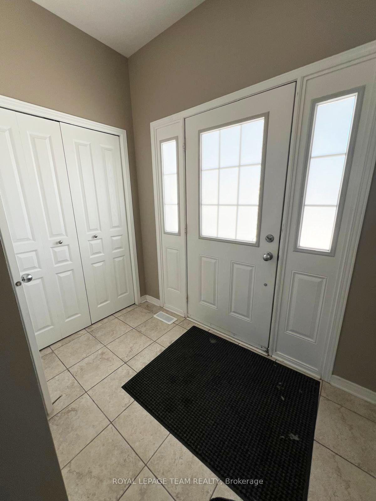 Photo 2 of 395 Celtic Ridge Crescent, Ottawa, Kanata - Morgan's Grant/South March — HOMEH