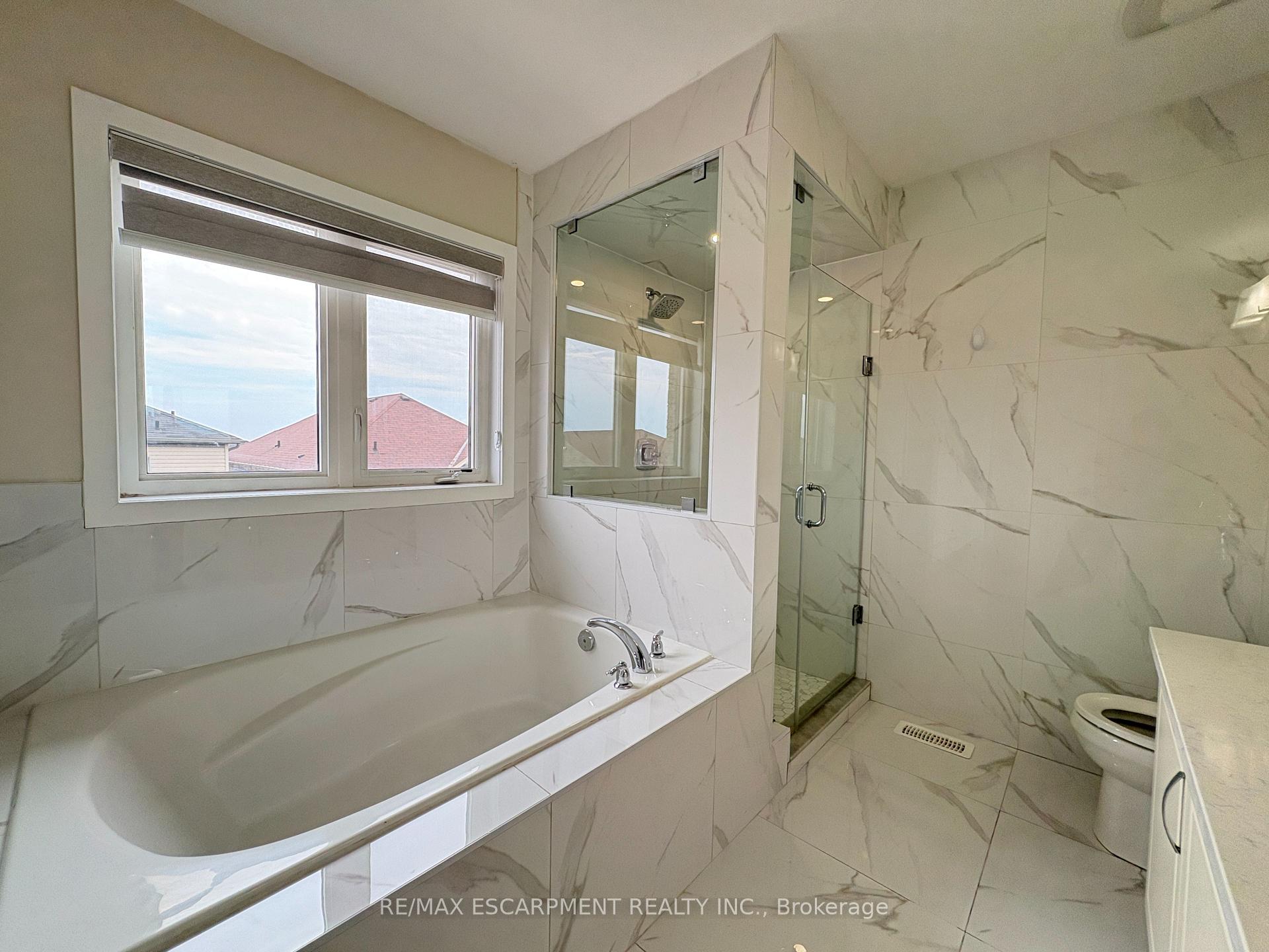 Photo 16 of 39 West Glen Avenue, Hamilton, Stoney Creek Mountain — HOMEH