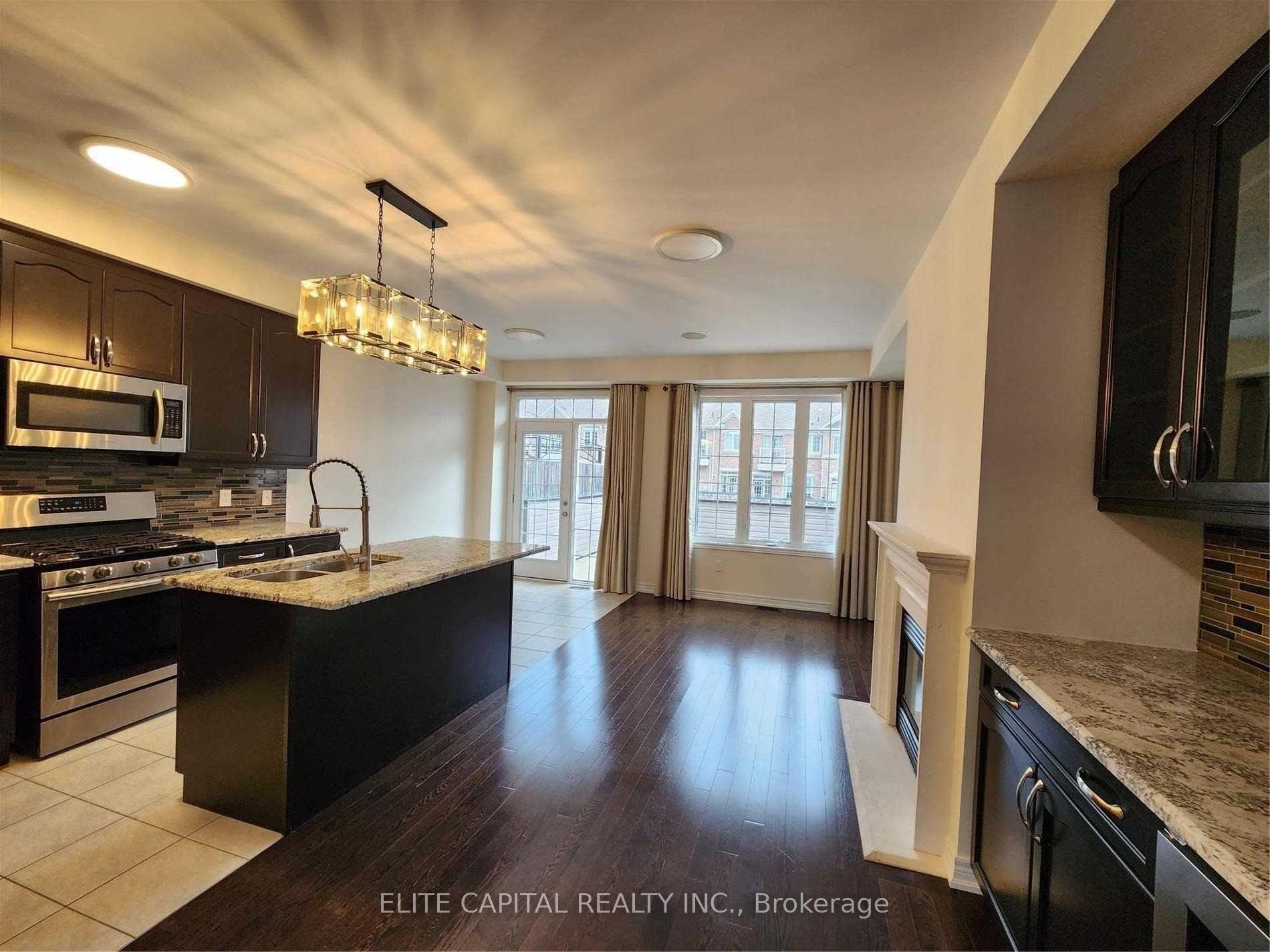 Photo 8 of 39 Memon Place, Markham, Wismer — HOMEH