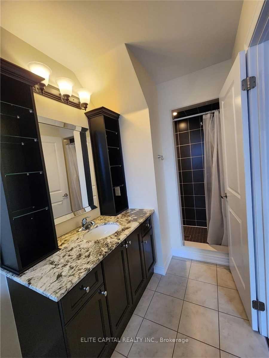 Photo 13 of 39 Memon Place, Markham, Wismer — HOMEH