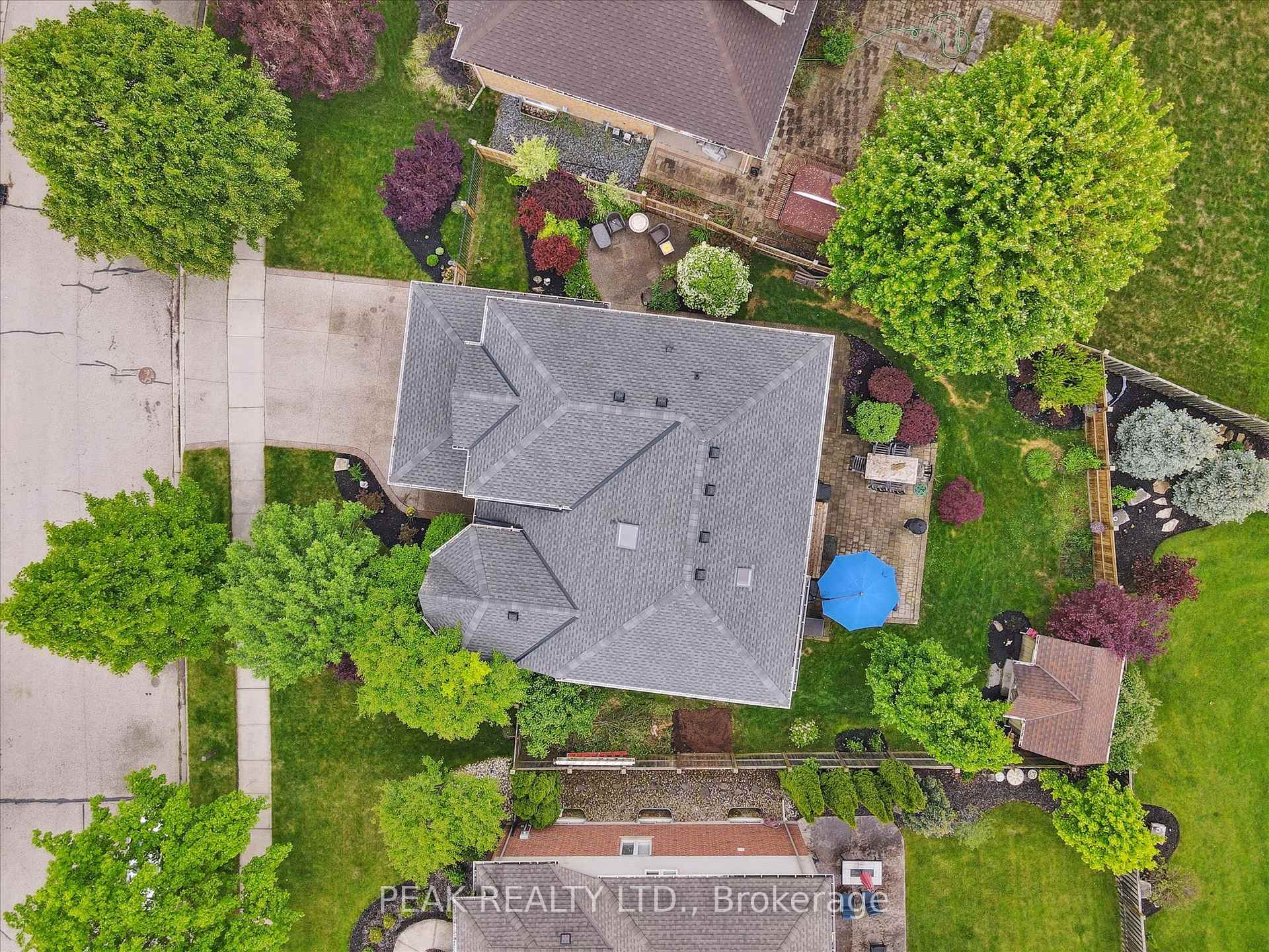 Photo 3 of 65 Winifred Street, Kitchener — HOMEH