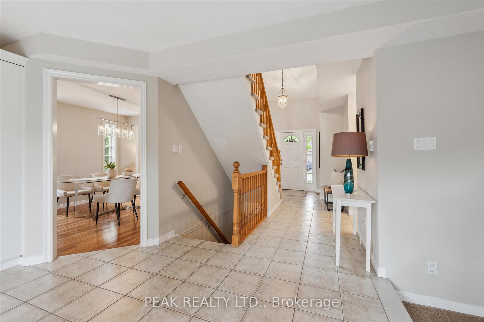 Photo 10 of 65 Winifred Street, Kitchener — HOMEH