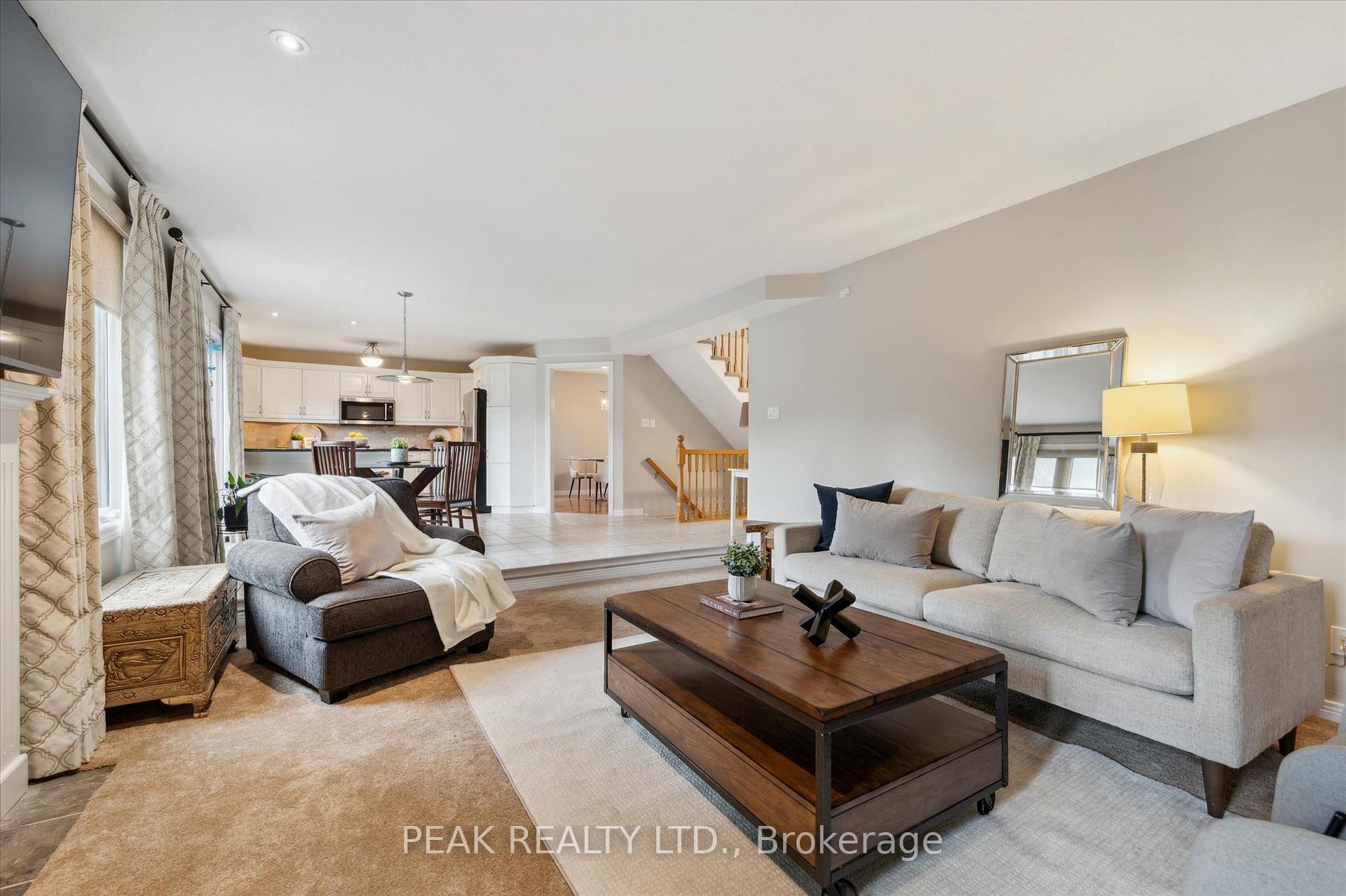 Photo 17 of 65 Winifred Street, Kitchener — HOMEH
