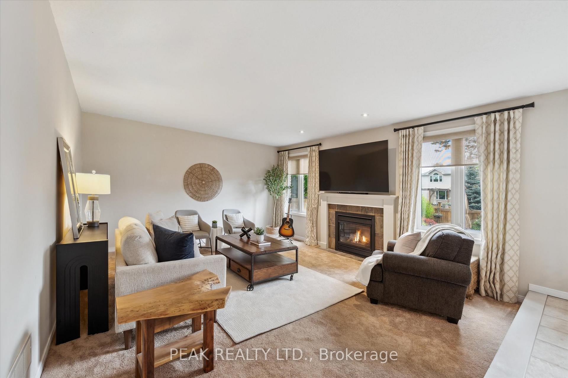 Photo 19 of 65 Winifred Street, Kitchener — HOMEH