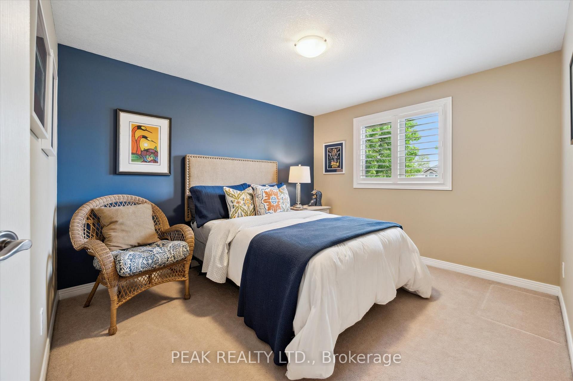 Photo 32 of 65 Winifred Street, Kitchener — HOMEH